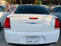كرايسلر 300